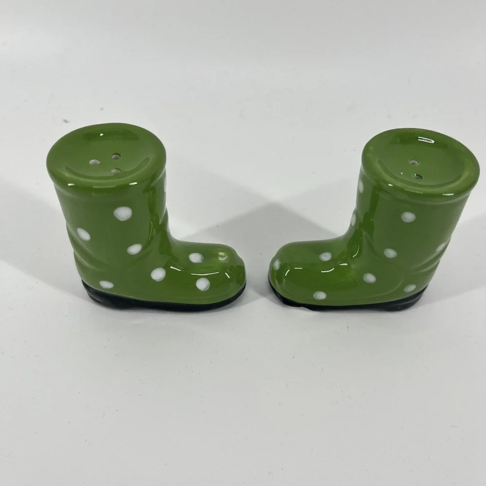 PIER 1 IMPORTS SALT AND PEPPER SHAKER GREEN BOOTS WITH WHITE POLKA DOTS